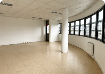Bureau B32 - 50M²